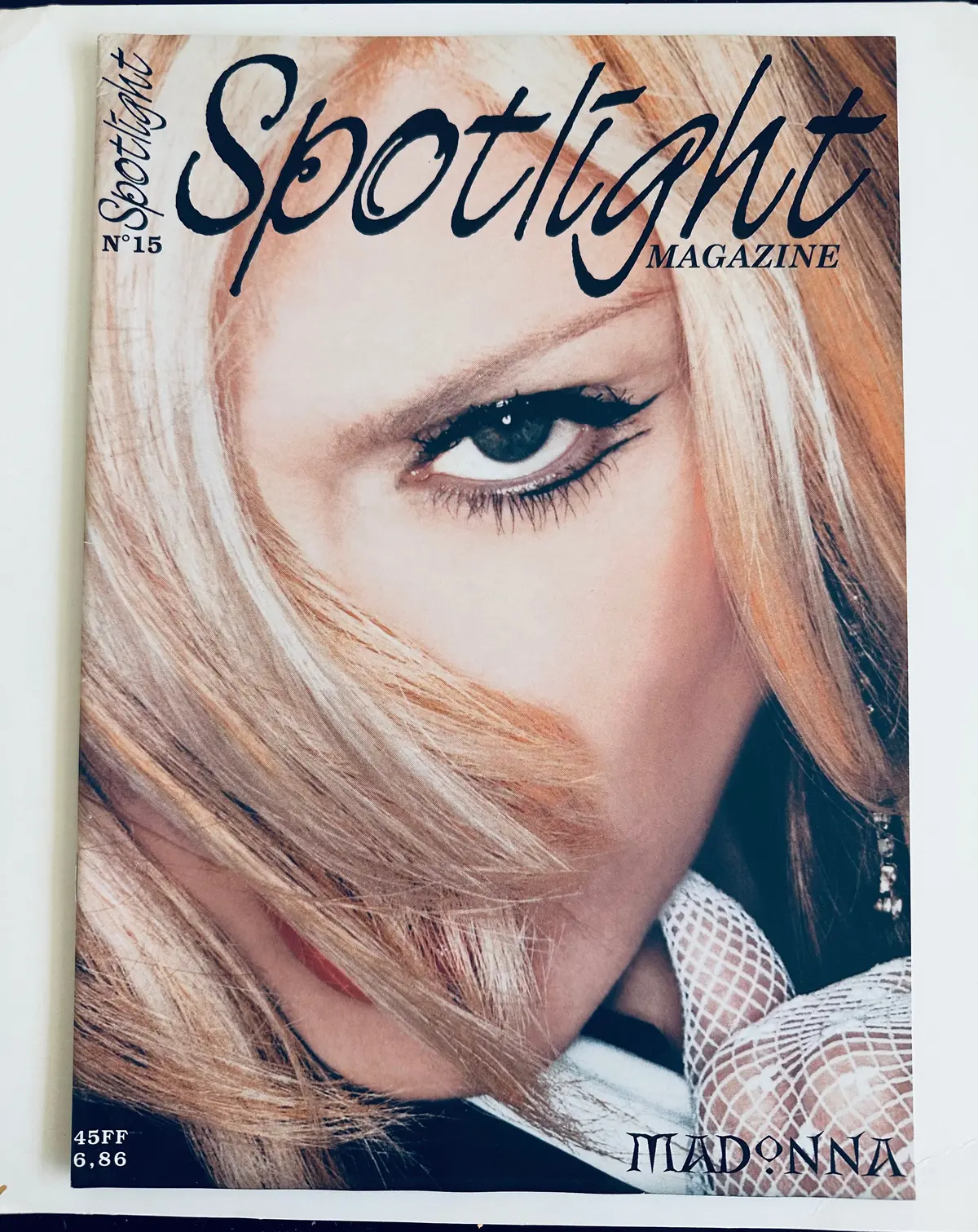 Madonna Spotlight Magazine #15 (2001) 1