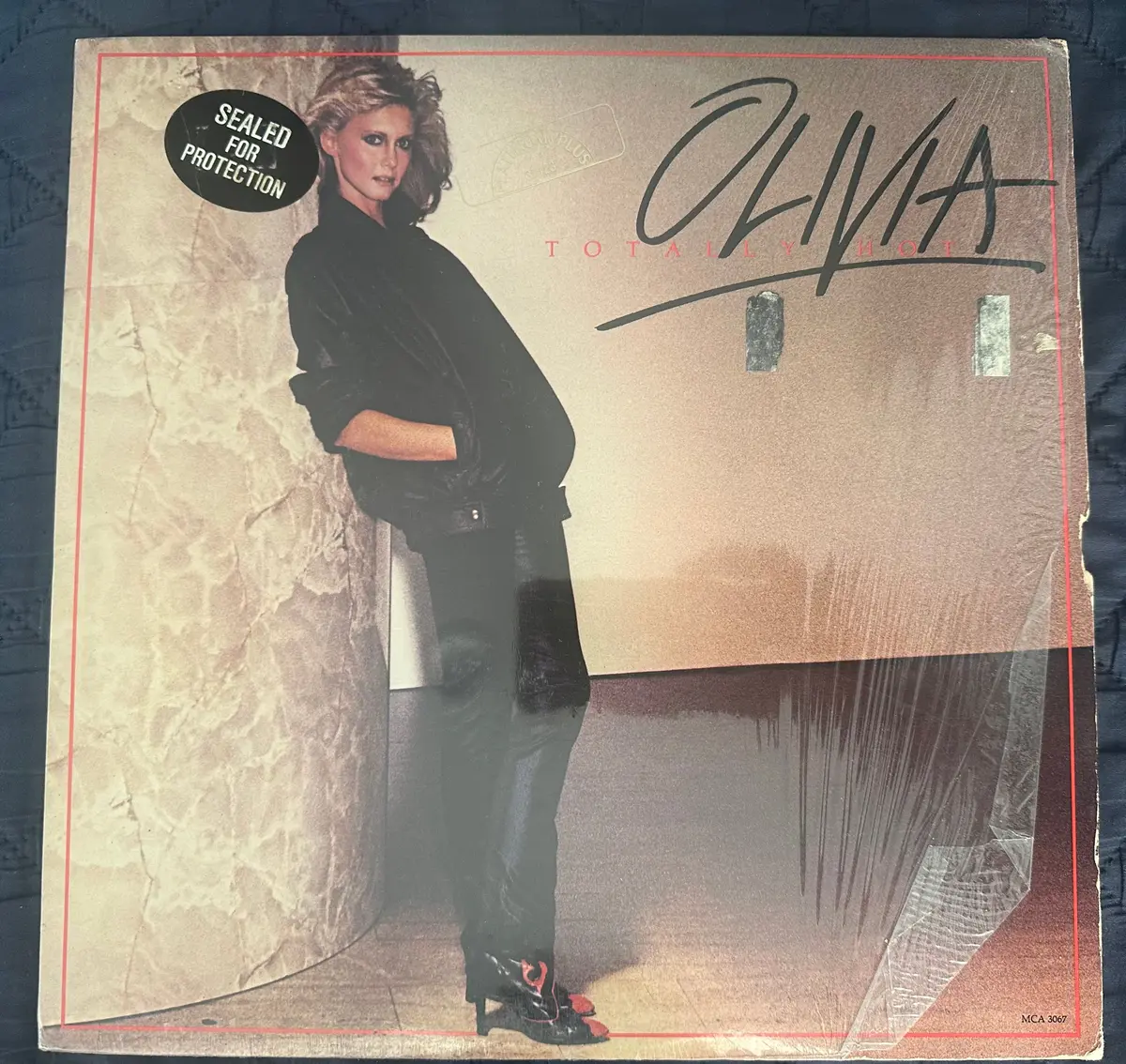 Olivia Newton-John Totally Hot Original Vinyl With Poster In Cellophane - Used 1