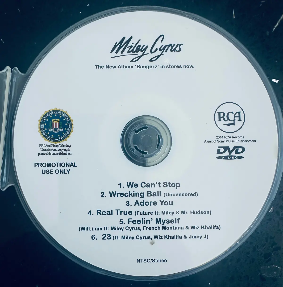 Miley Cyrus - Bangerz Dvd (6 Videos)  Promo 1