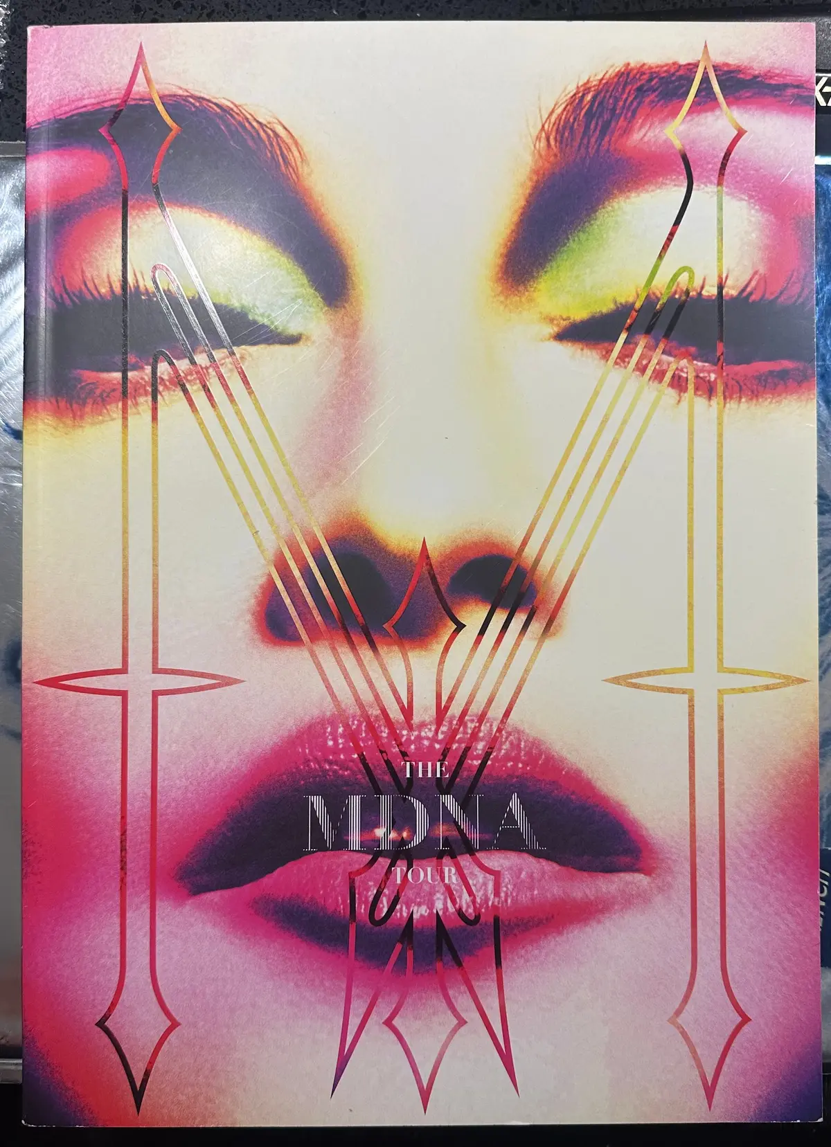 Madonna Mdna Official Tour Book - *Usa Orders Only (Usa Orders Only) 1