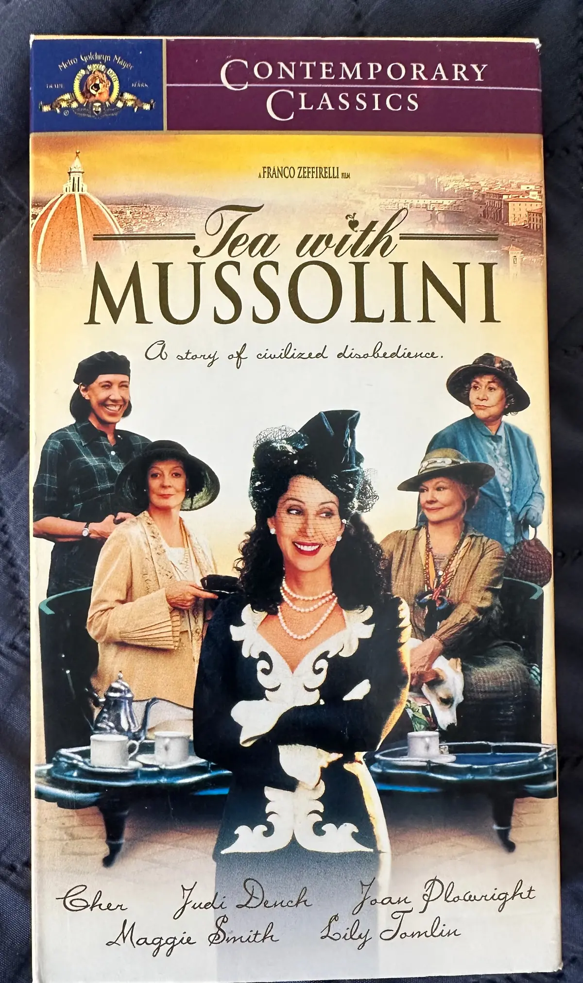 Cher -Tea With Mussolini -  Vhs  Used 1