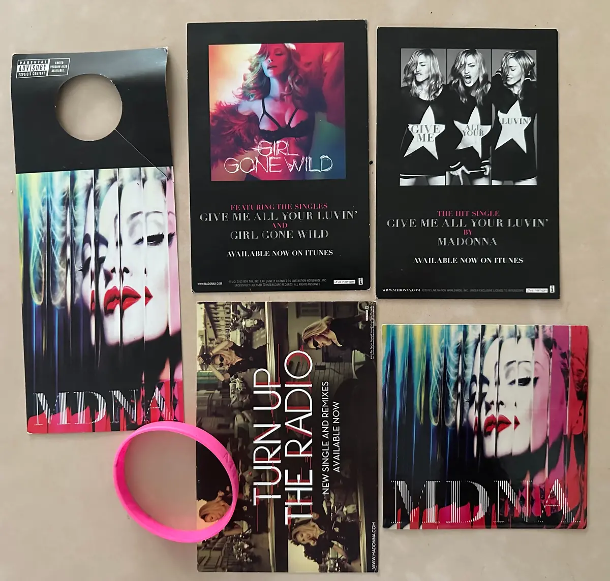 Madonna Mdna   6 Official Promo Items Set 1