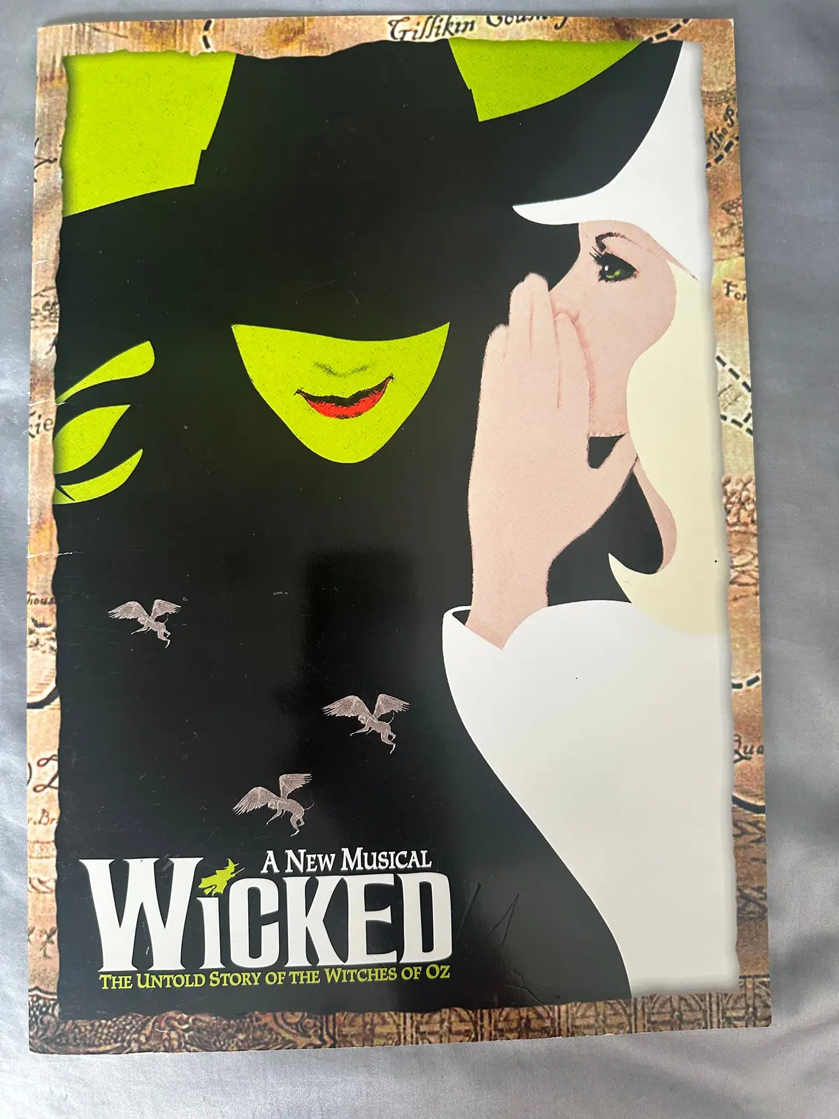 Wicked Broadway Tour Book Idina Menzel Kristen Chenoweth 1