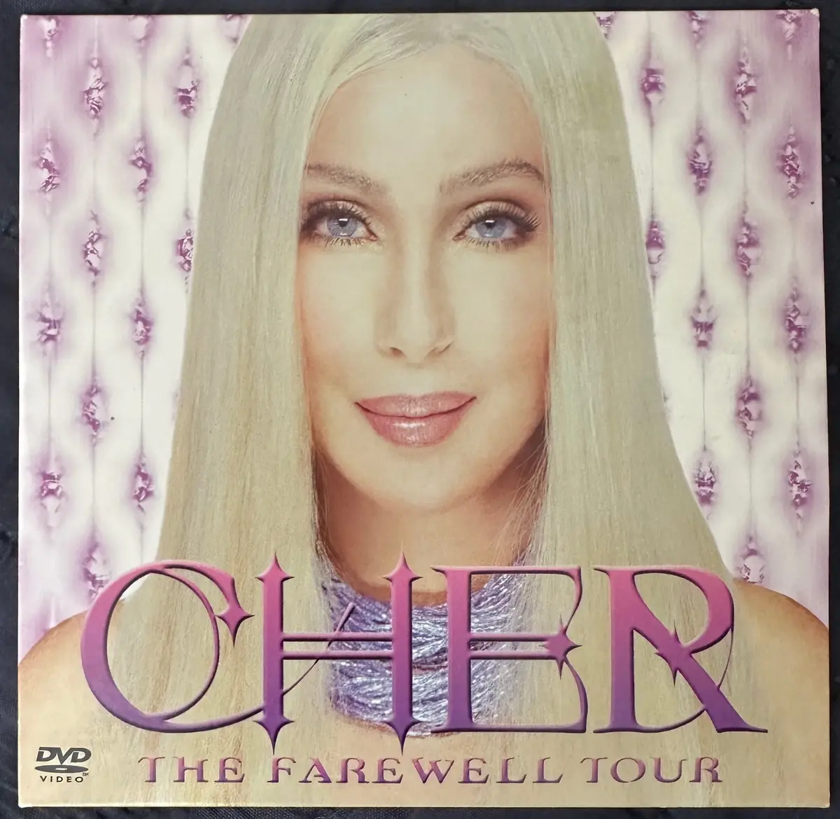 Cher - Farewell Tour, Dvd Bonus Featuring Three Bonus Music Videos 1