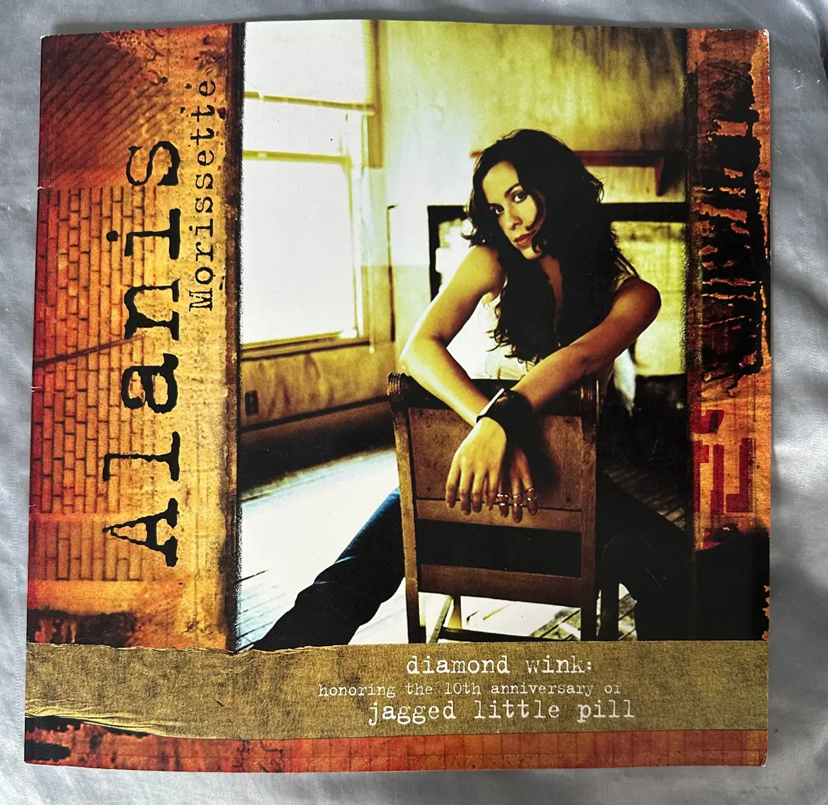 Alanis Morissette Jagged Little Pill Acoustic Tour 10Th Anniversary Tour Book 1