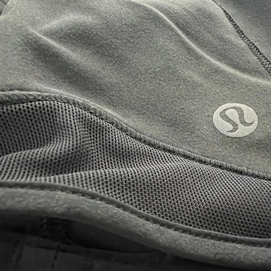 Delta Phi Epsilon Lululemon Hotty Hot High-Rise Lined Short 2.5" - Black 4