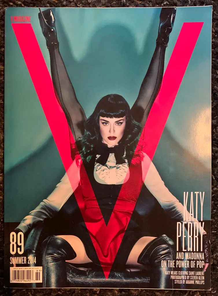 Katy Perry : V Magazine 2014 (Madonna Legs Behind Her) 1