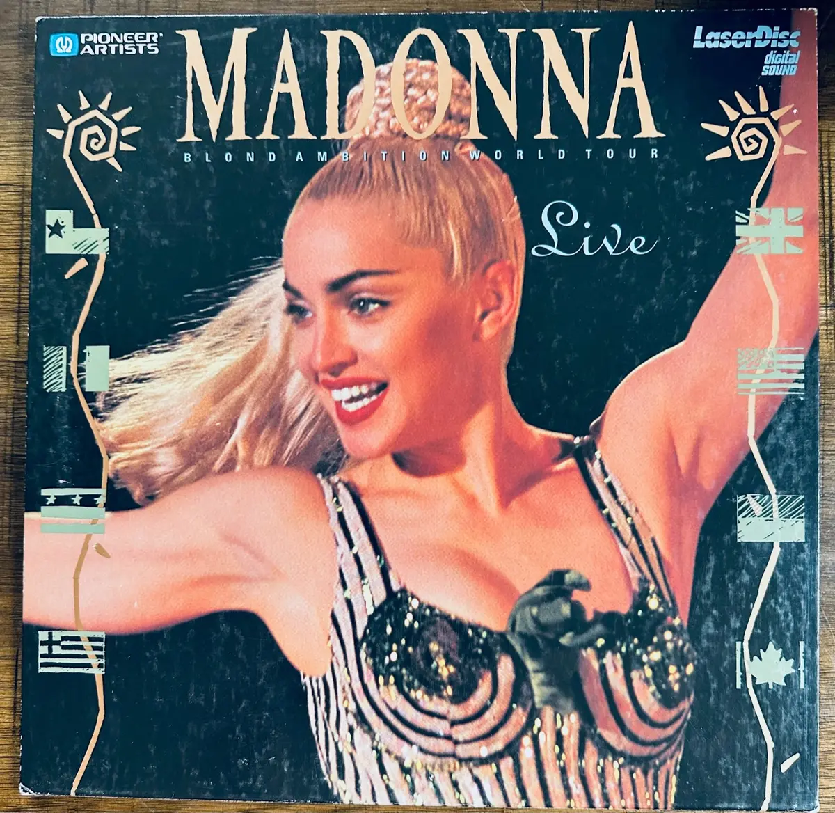 Madonna - Blond Ambition Laserdisc Live In Concert - Used 1