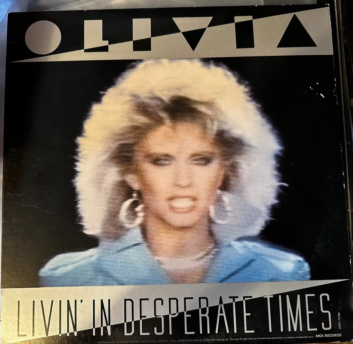 Olivia Newton-John - Livin' In Desperate Times / Twist Of Fate 12" Remix Lp Vinyld 1
