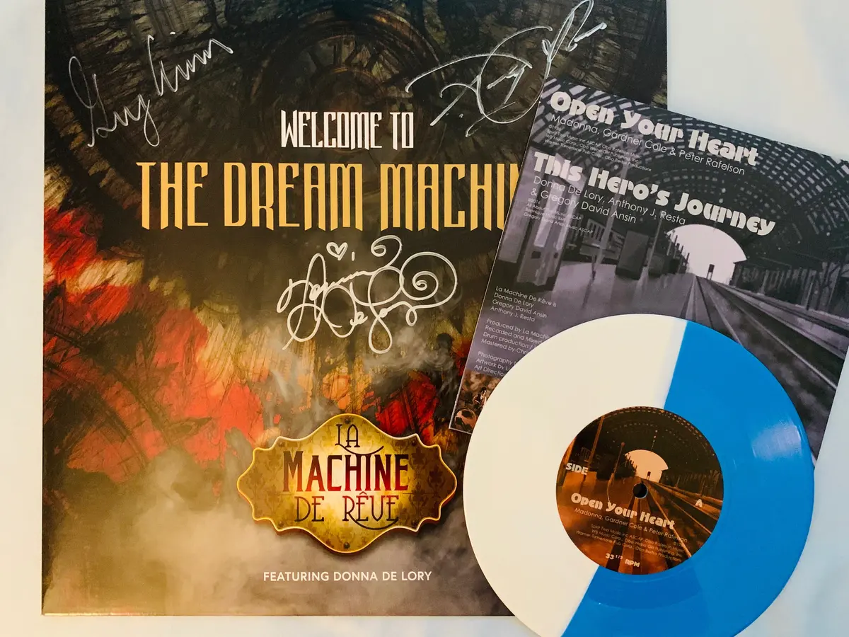 La Machine De Reve Ft: Donna De Lory - Welcome To The Dream Machine (Limited Lp Viny) Signed By Donna + Free 7" Colored Vinyl "Open Your Heart". 1