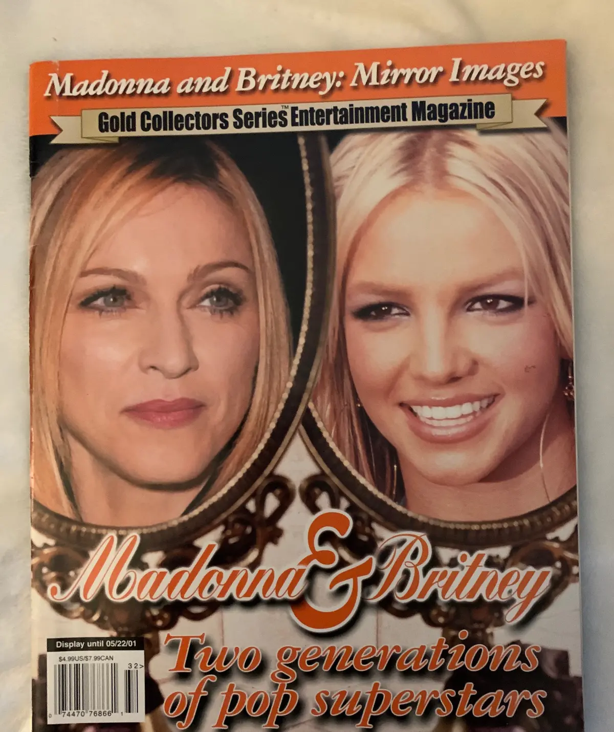 Madonna & Britney Spears : Mirror Images - Collector's Magazine 2001 1
