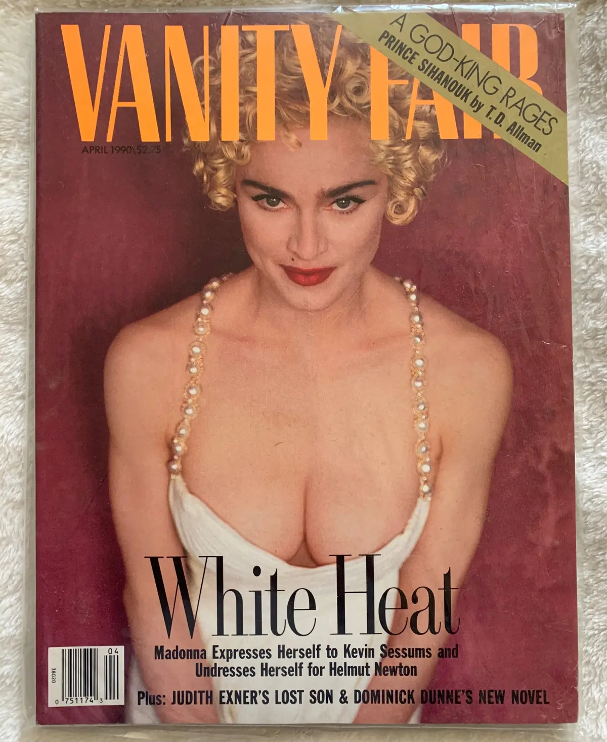 Madonna Vanity Fair 1990 Magazine (Usa Orders Only) 1