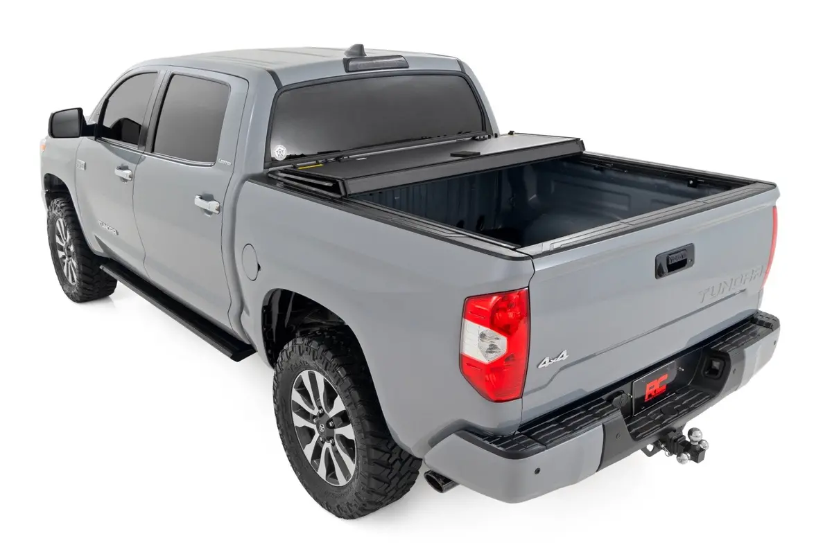 Rough Country Hard Tri-Fold Tonneau Cover For 2007–2021 Toyota Tundra With 5'7" Bed 1